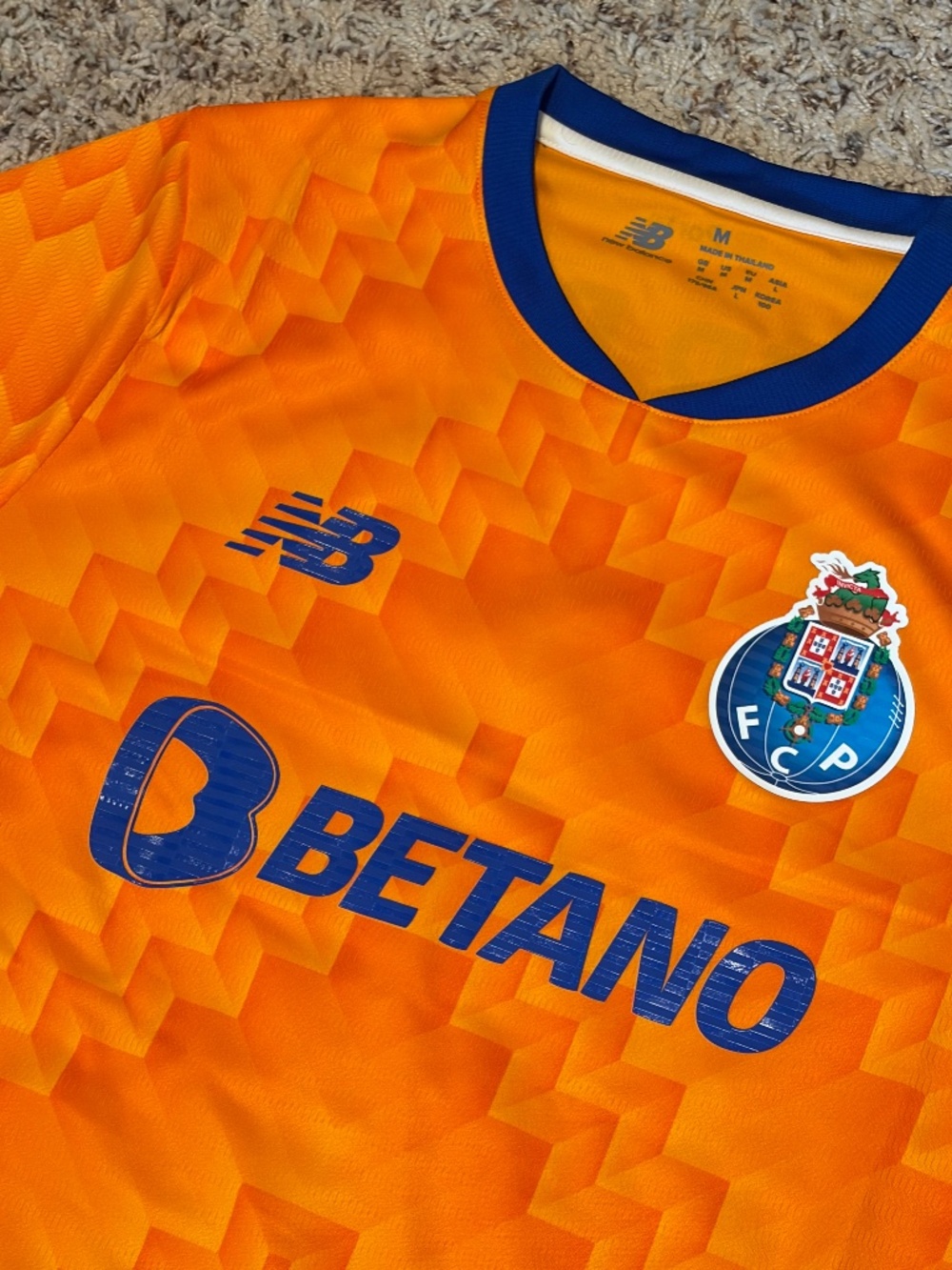 FC Porto Away Jersey 24/25 New Balance Soccer Mens Medium Orange NEW Portugal